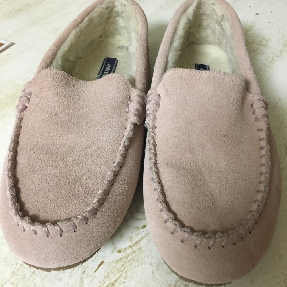Lands End suede moc slipper in washed pink